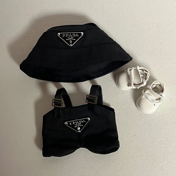 Designer Overalls Sneakers Bucket Hat 3 Piece Outfit For Labubu Black Suspenders - Picture 1 of 12
